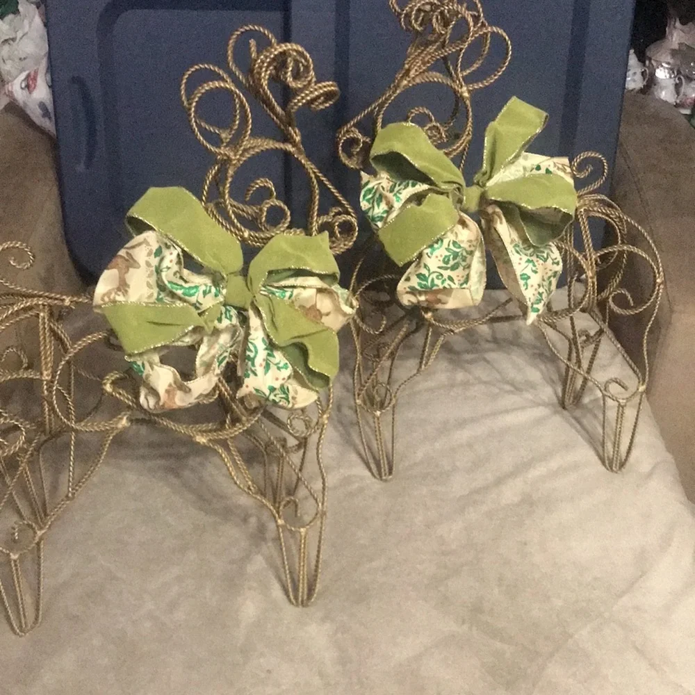 Vintage Wire Reindeer Pair- Figurine -Christmas